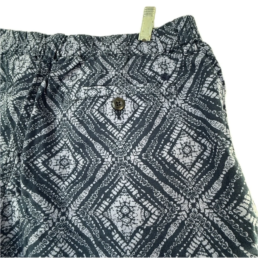 Lucky Brand Navy Printed Diamond Pattern Flat Front Shorts Men's Size 33 Waist